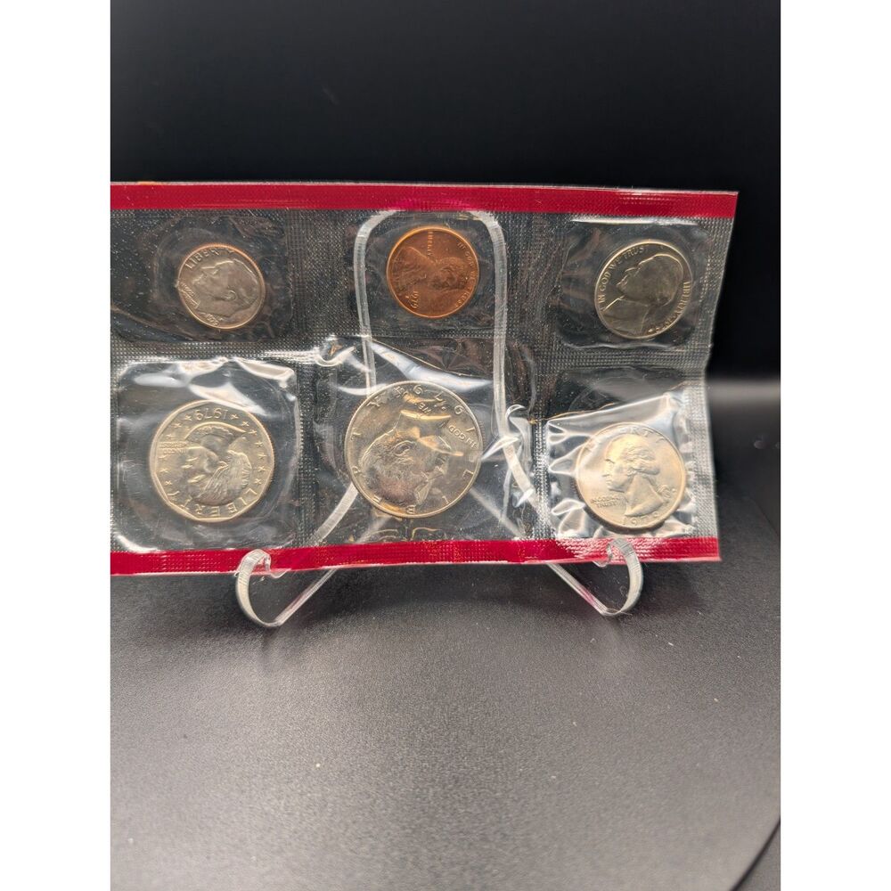 1979 U.S. Mint Set – 12 Coins P & D – Includes Both SBA Dollars – OGP